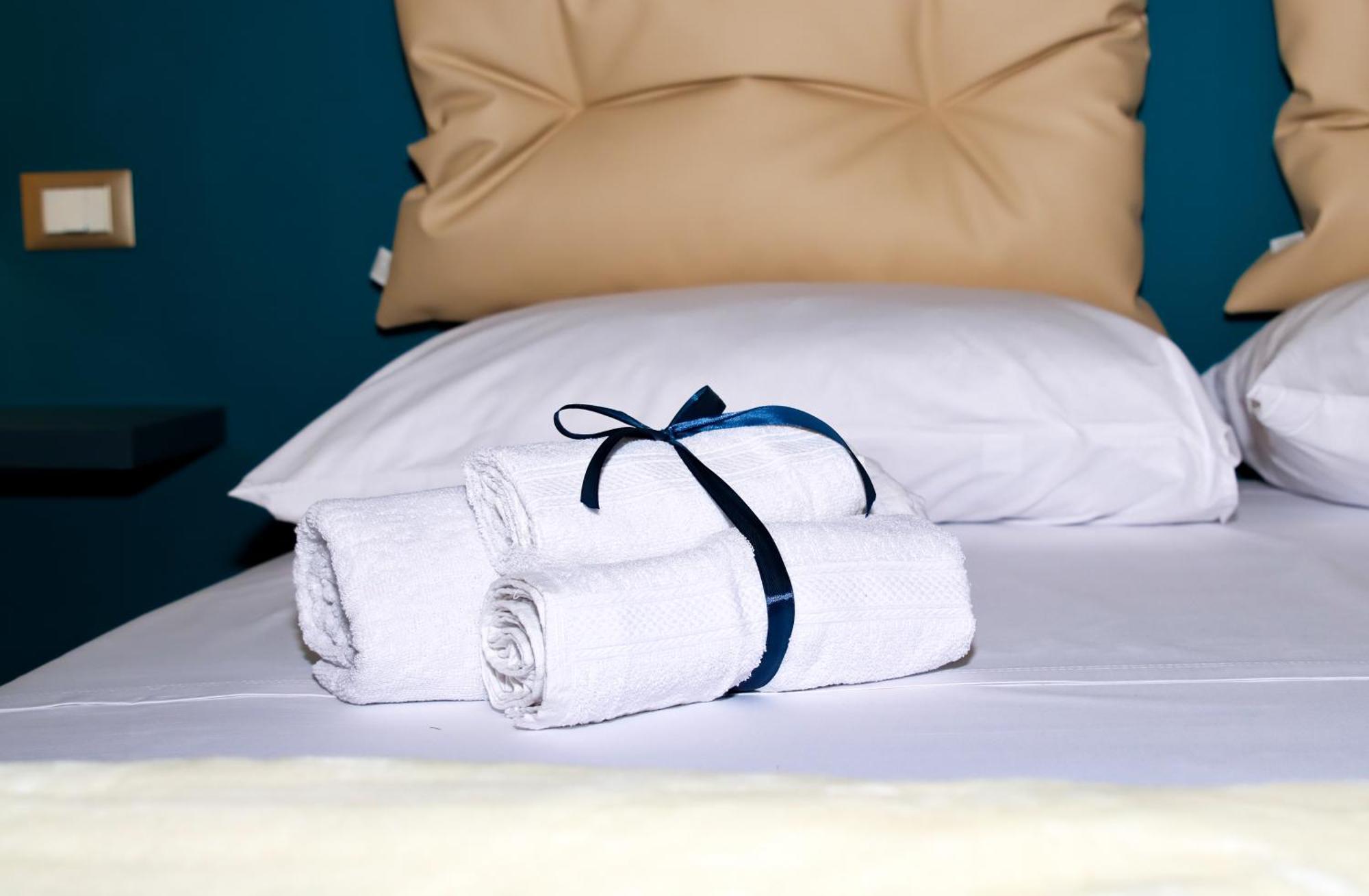 Alba E I Mori Bed & Breakfast ปาแลร์โม ภายนอก รูปภาพ