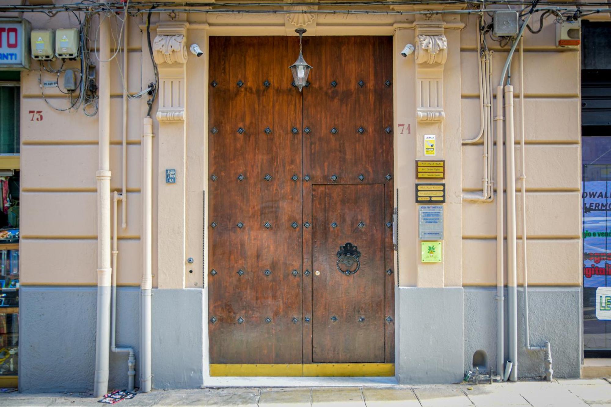 Alba E I Mori Bed & Breakfast ปาแลร์โม ภายนอก รูปภาพ