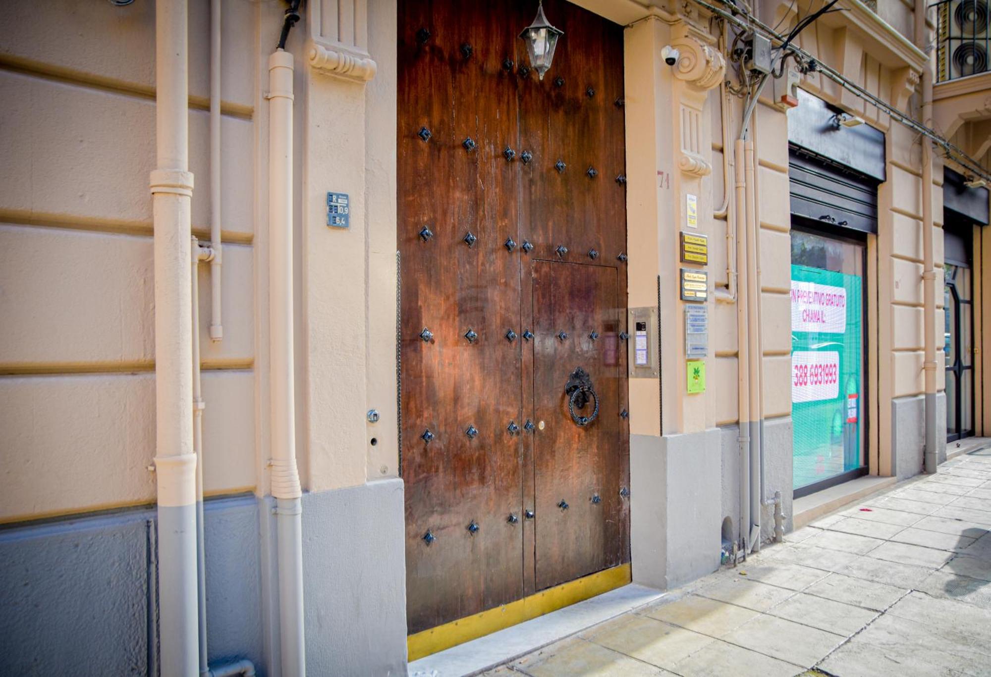 Alba E I Mori Bed & Breakfast ปาแลร์โม ภายนอก รูปภาพ