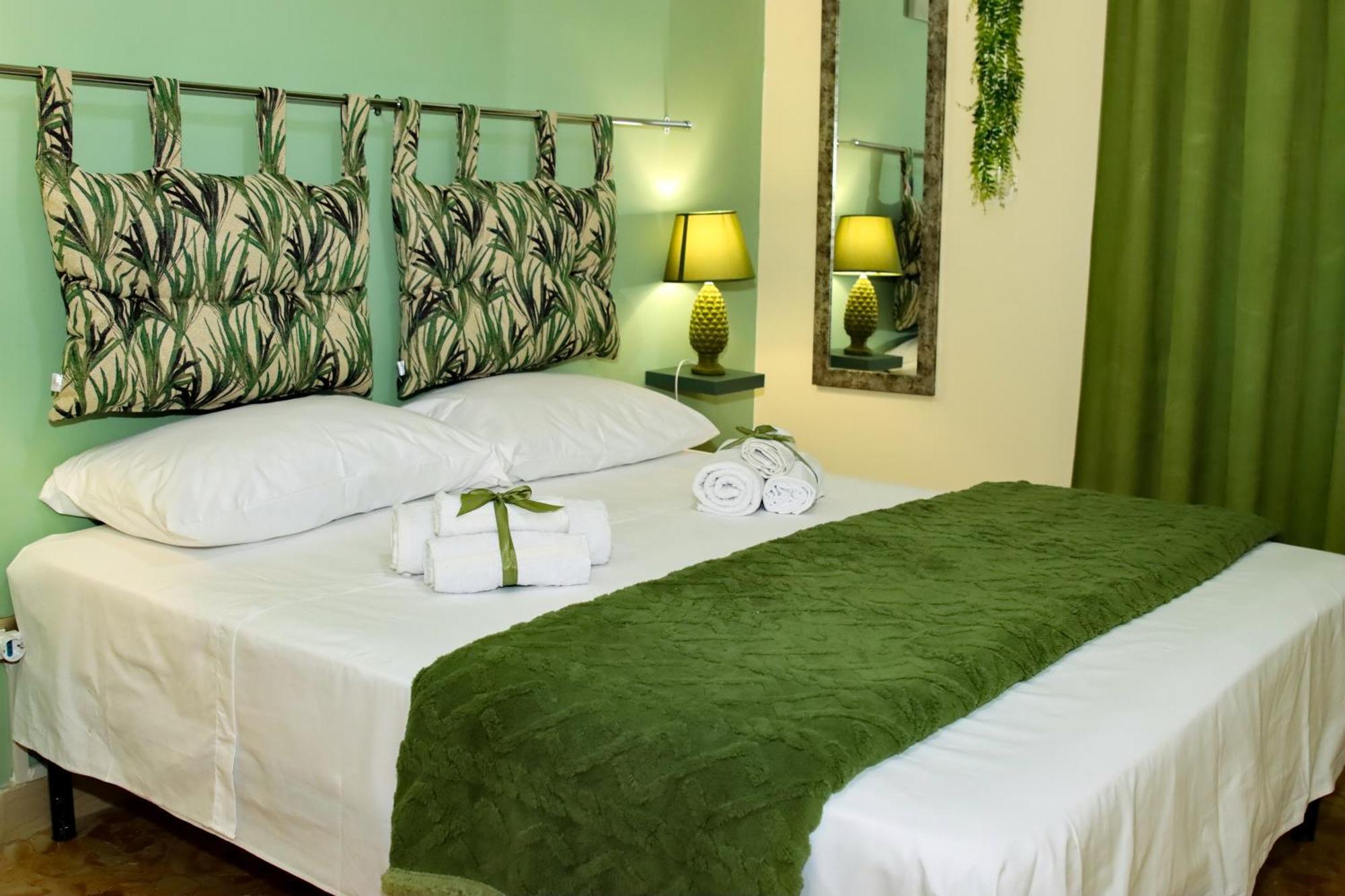 Alba E I Mori Bed & Breakfast ปาแลร์โม ภายนอก รูปภาพ