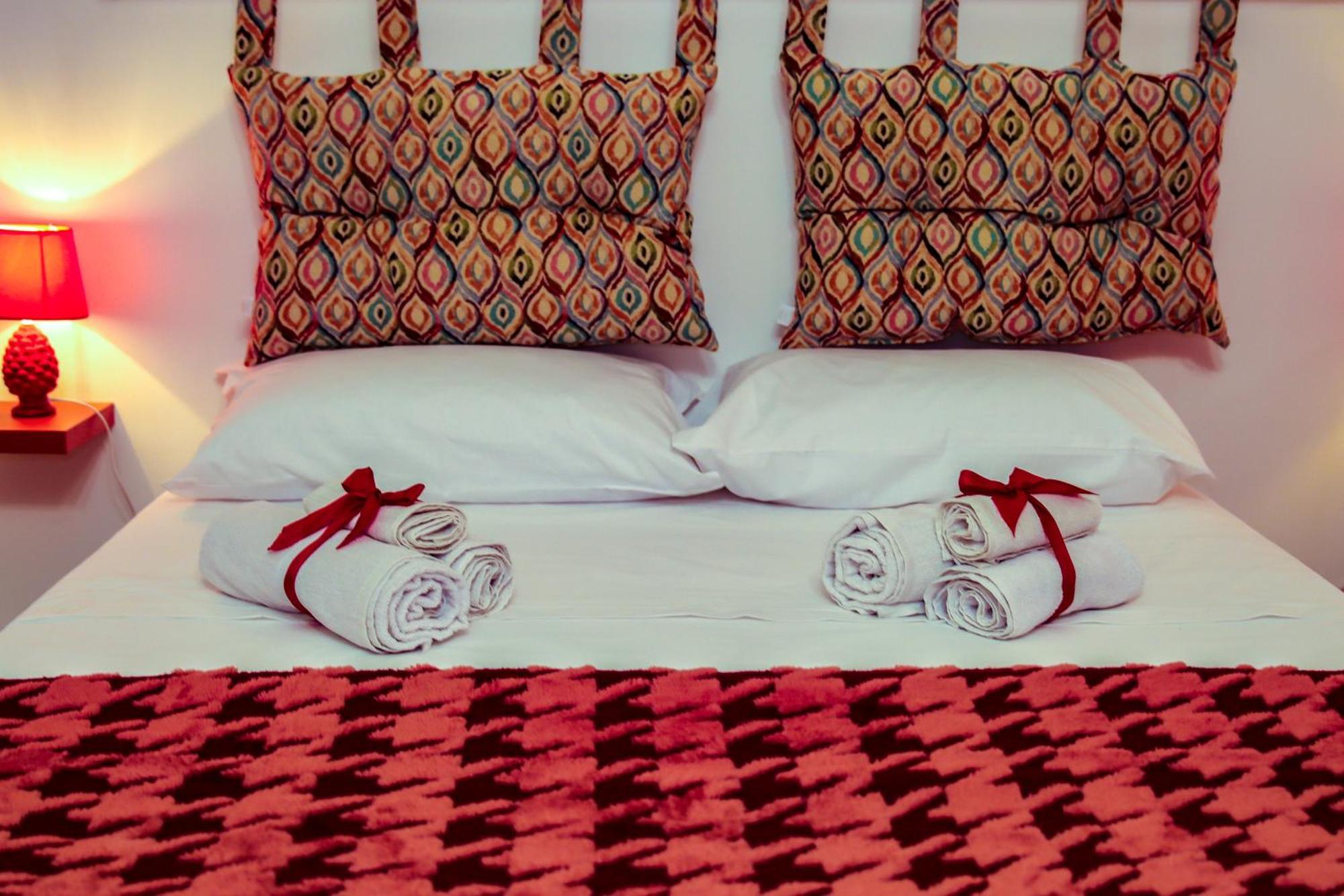 Alba E I Mori Bed & Breakfast ปาแลร์โม ภายนอก รูปภาพ